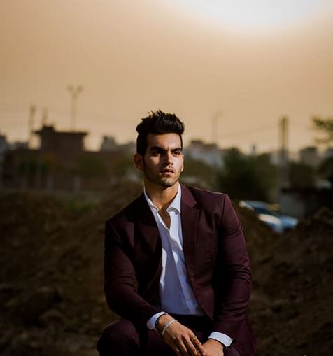 Aviral Gupta Biography (Love School Season 3) | Wiki | Age | Spouse ...