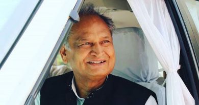 Ashok Gehlot Biography