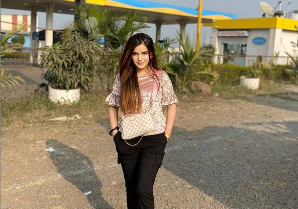 Azma Fallah Biography (Splitsvilla S13)